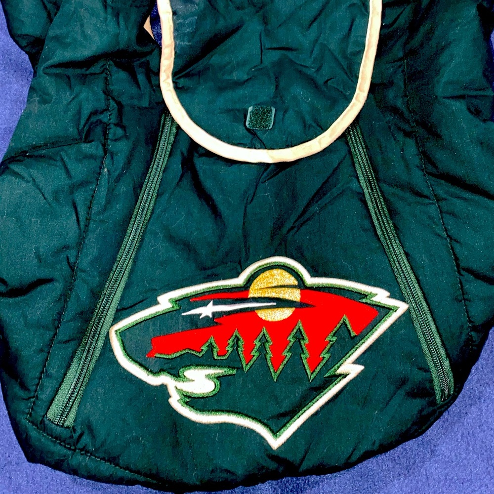 Official NHL MN Wild infant car seat cover